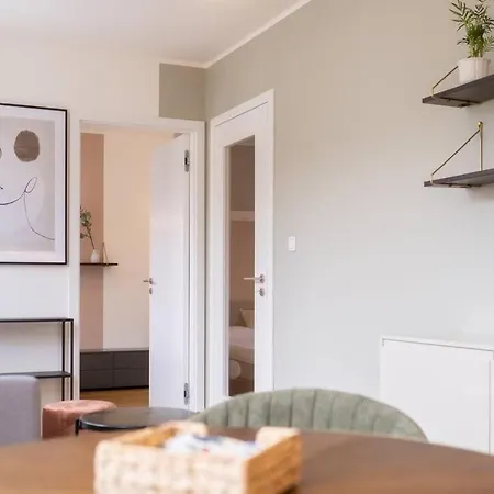 Apartment Charming For Two In Uptown *
